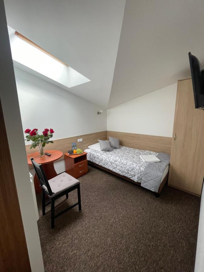 Hotelik Gold Raszyn Eksteriør billede